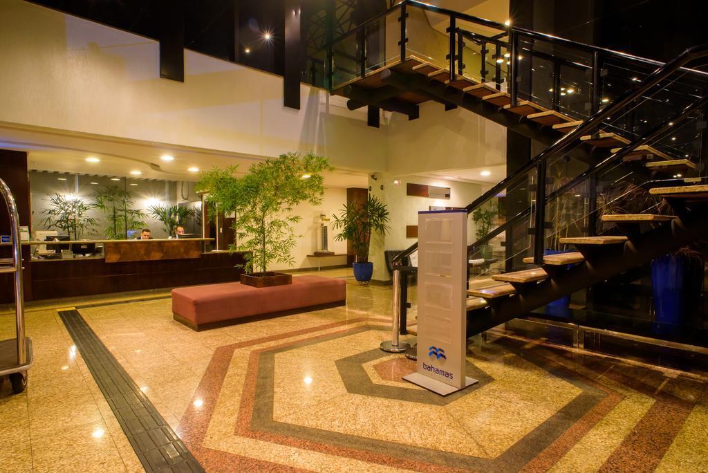 Bahamas Suite Hotel Кампу-Гранди Экстерьер фото